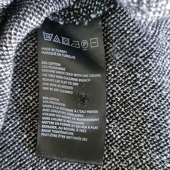 Urban Outfitters Black and White Striped Skirt - Size Small - Picture 10 of 11